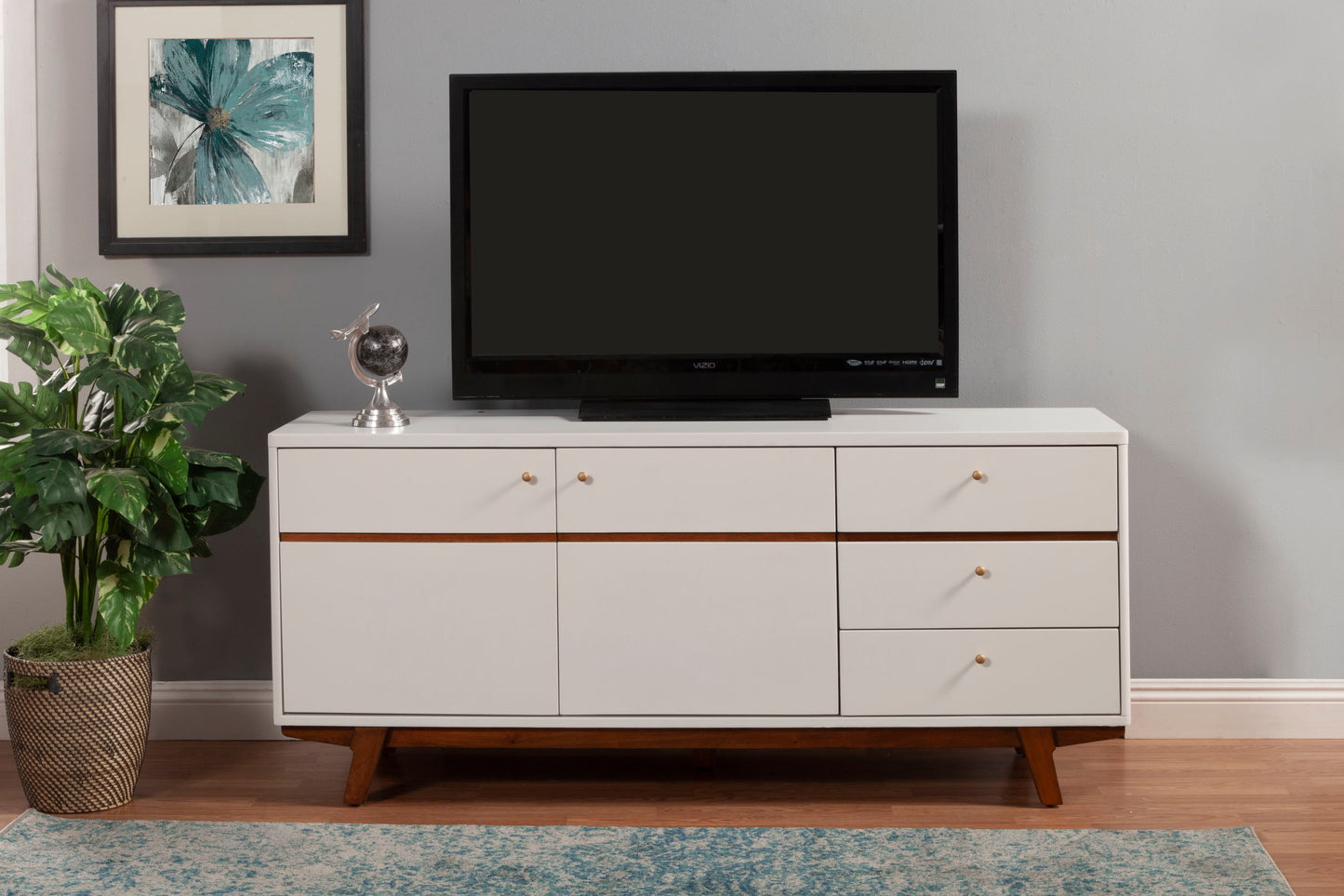 Dakota TV Console