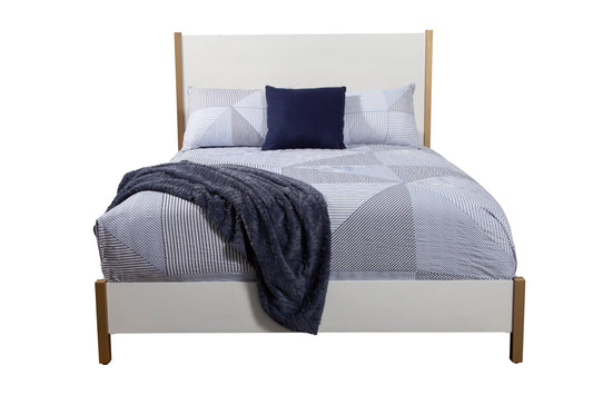 Madelyn Full Size Panel Bed