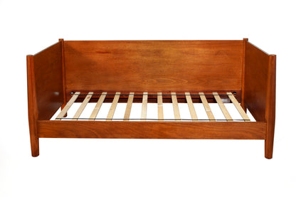 Flynn Mid Century Modern Twin Size Day Bed, Chestnut