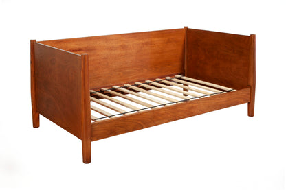 Flynn Mid Century Modern Twin Size Day Bed, Chestnut