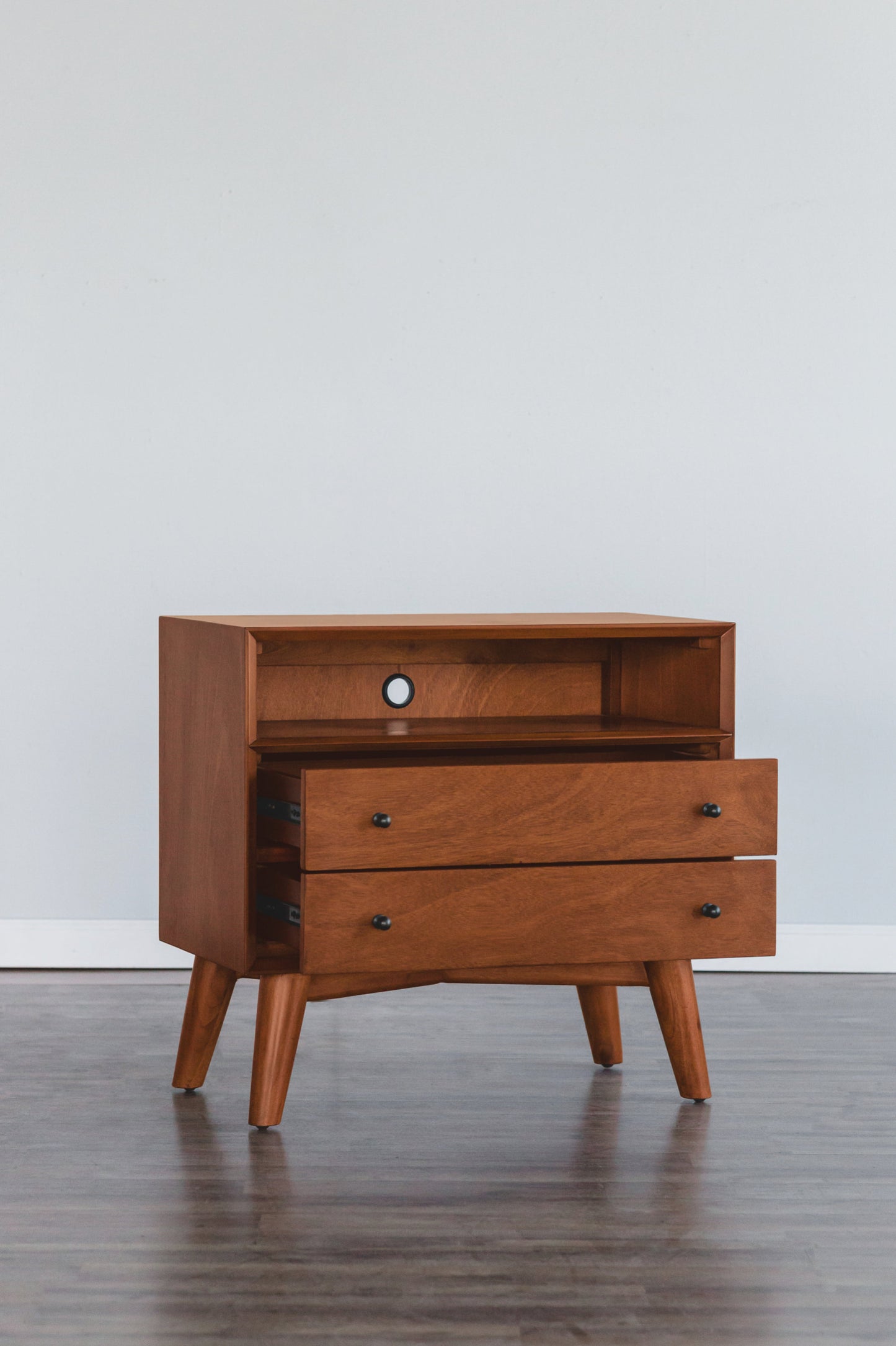 Flynn Large Nightstand, Chestnut