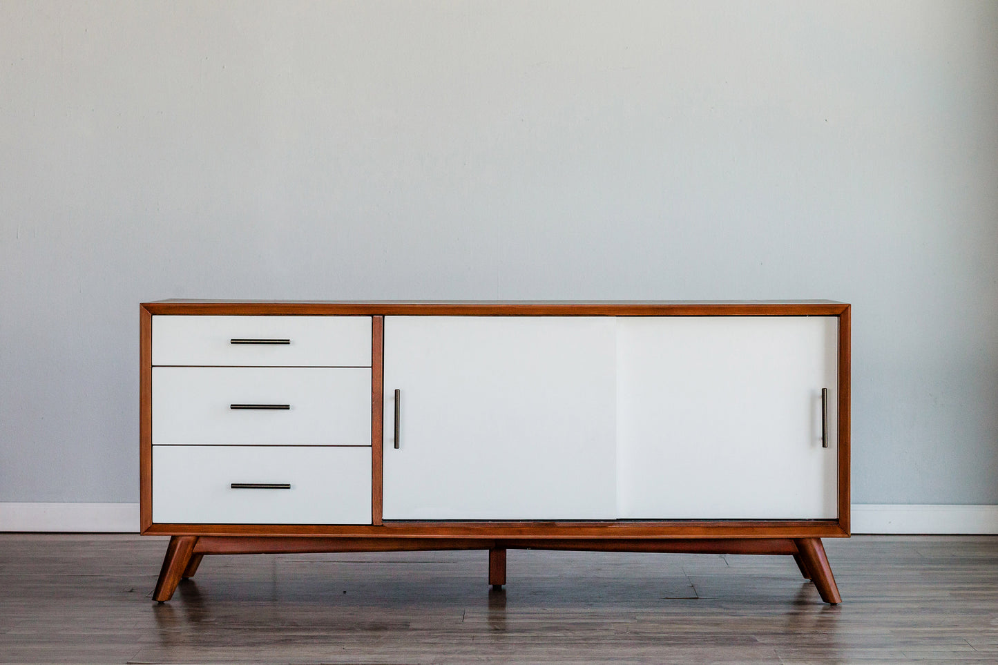 Flynn Large TV Console, Chestnut/White